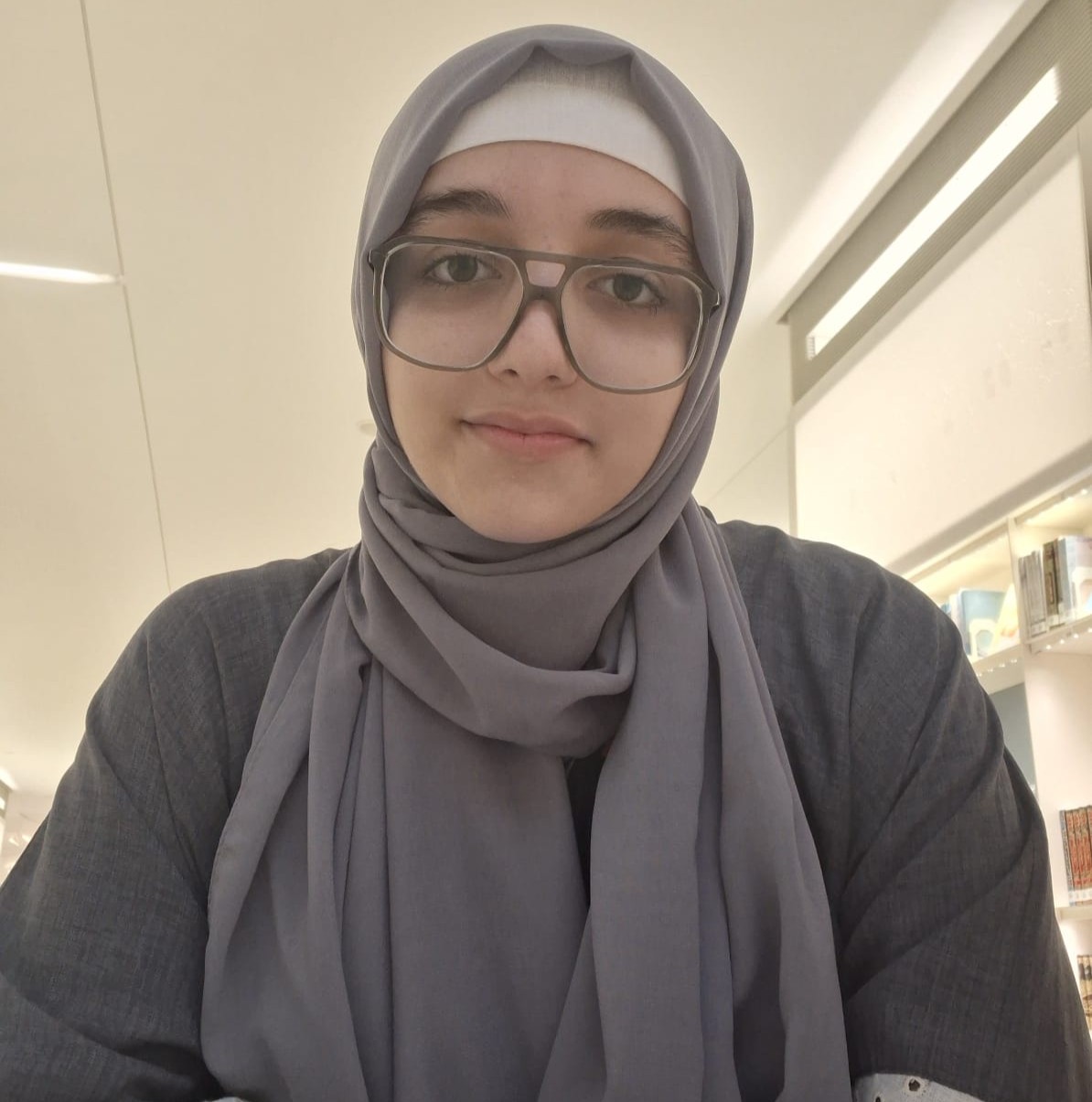 maha khan senior writer at Nova portrait